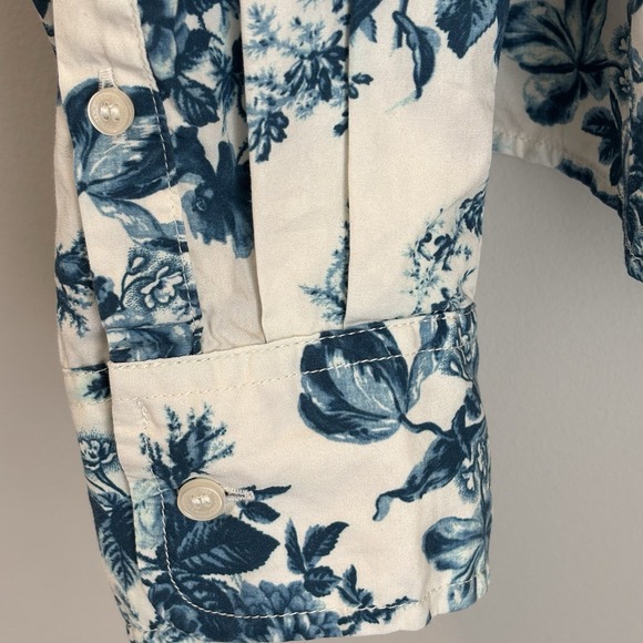 GAP x LoveShackFancy Top XL Button Down Cropped Boxy Floral Romantic Blue White - Picture 6 of 16
